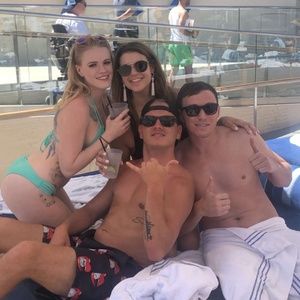 Meet your Posher, Mason